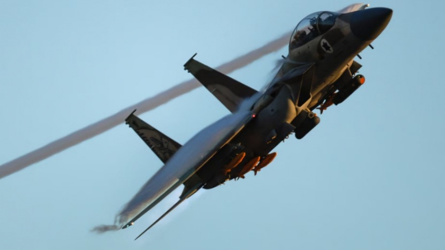 Lý giải cách quân nhân Mỹ thoát hiểm trong vụ máy bay F-15 bị bắn rơi ở Iran